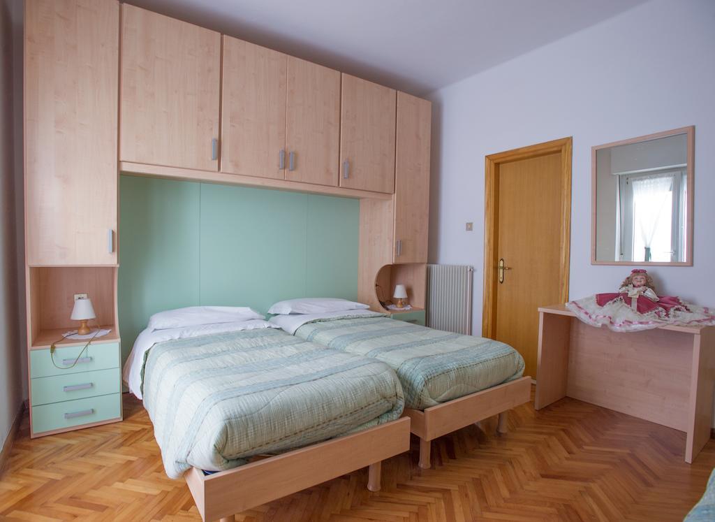 Albergo Italia Molveno Exterior photo
